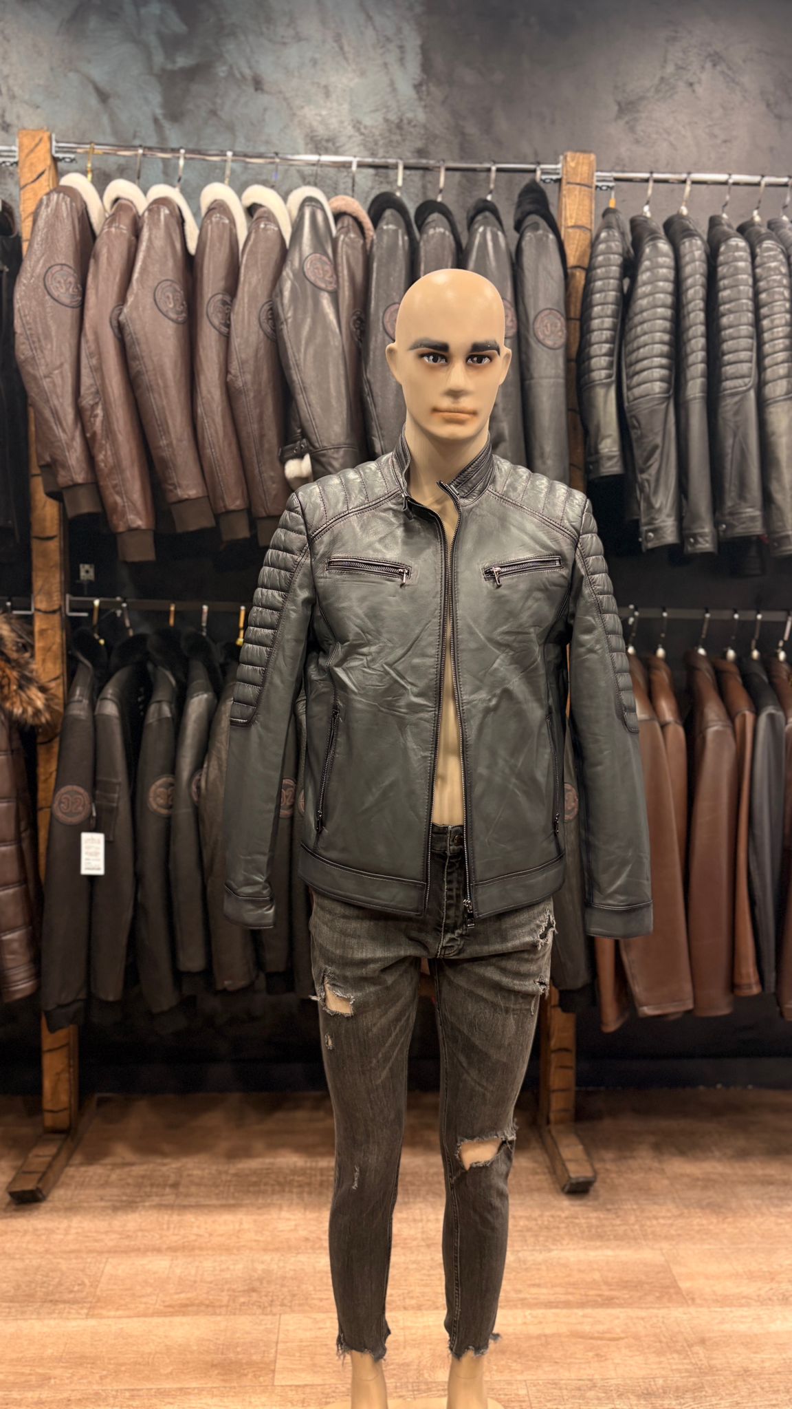 haina din piele naturala cluj