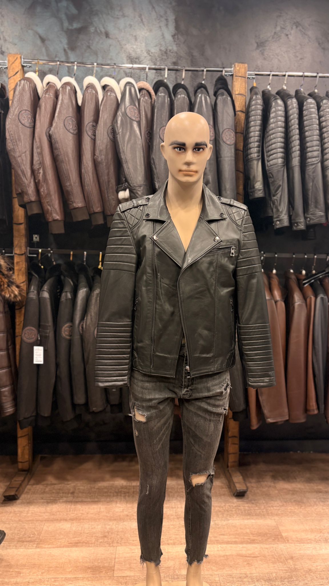 haina din piele naturala cluj