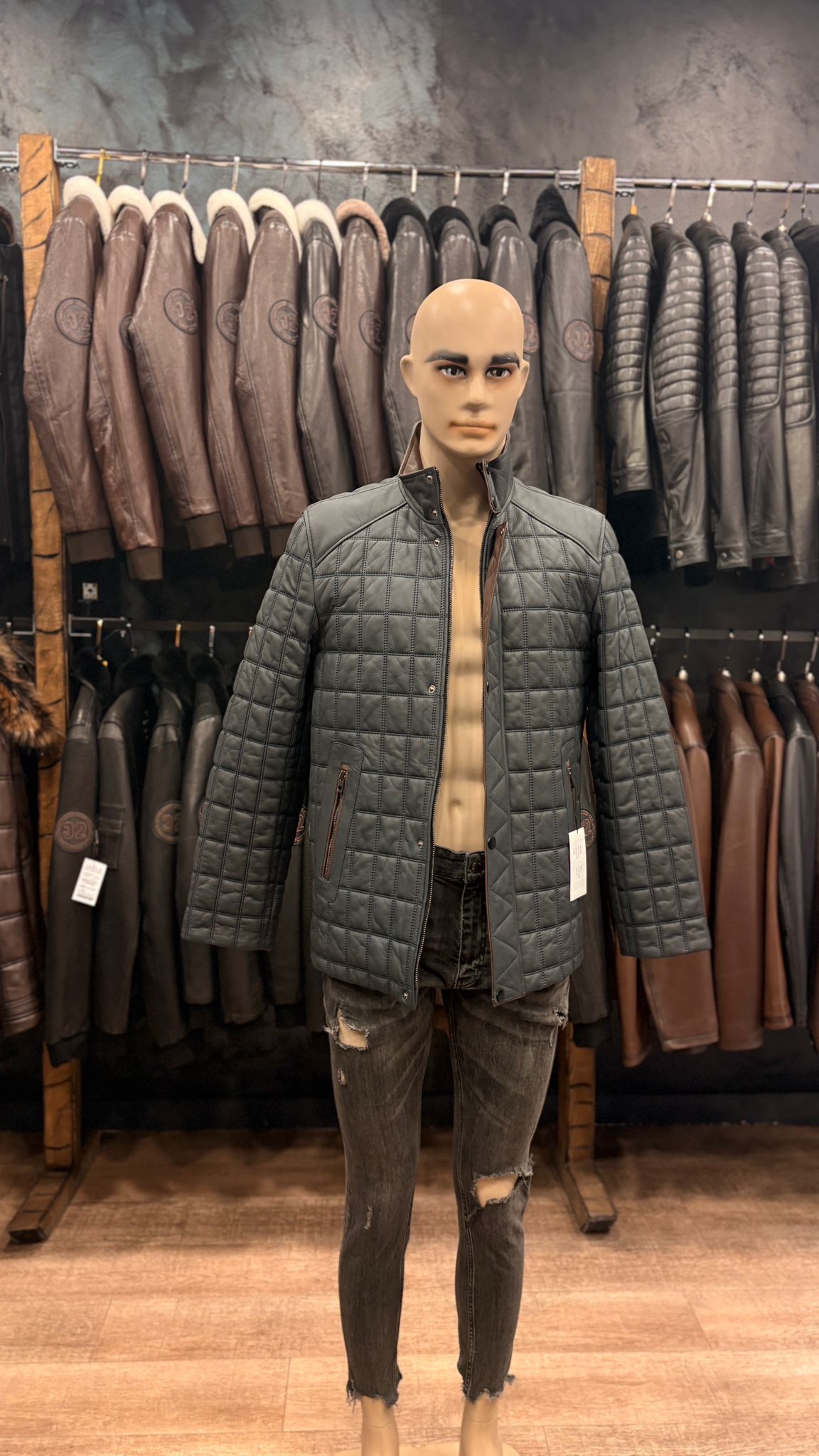 haina din piele naturala cluj