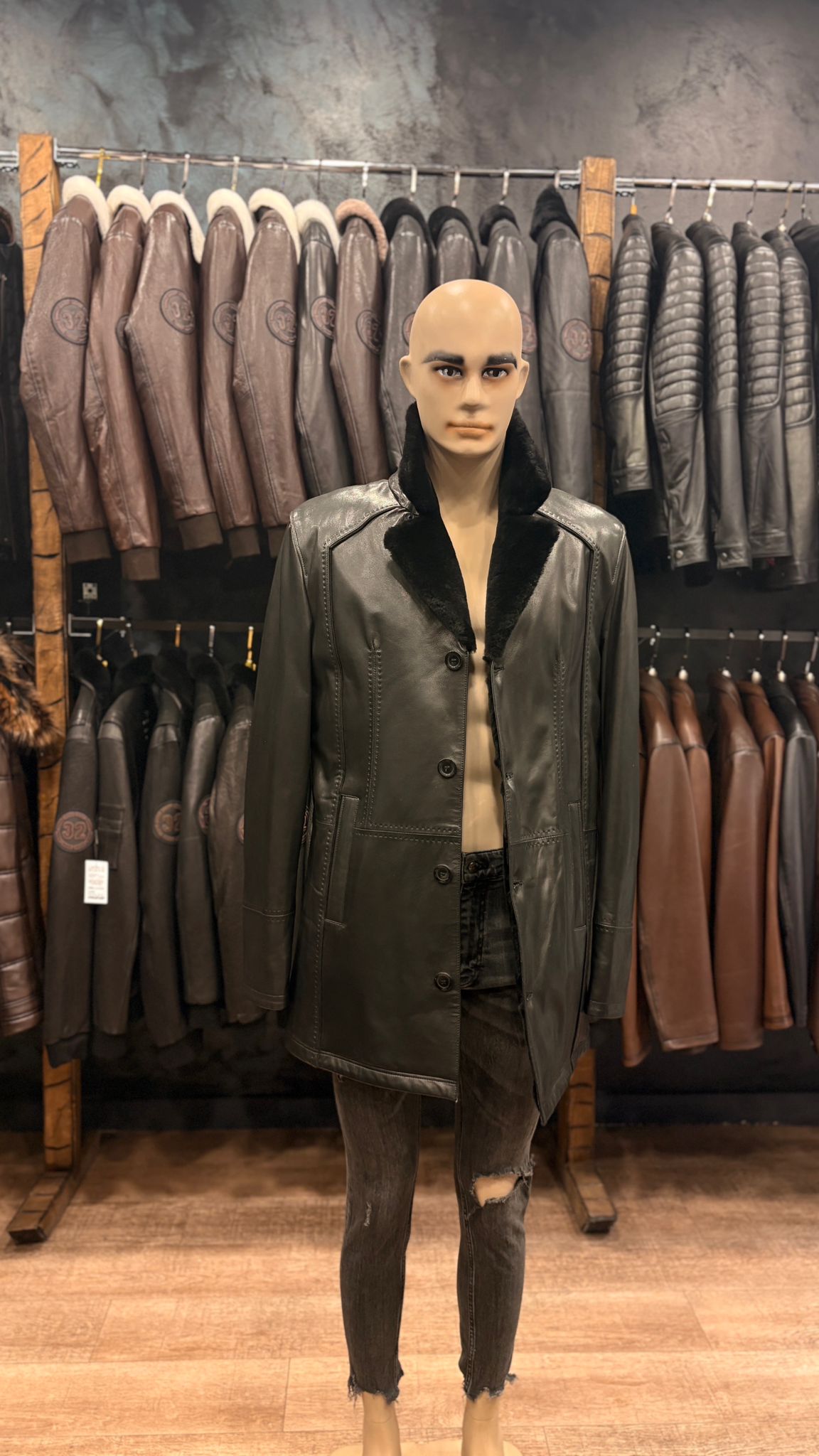 haina din piele naturala cluj