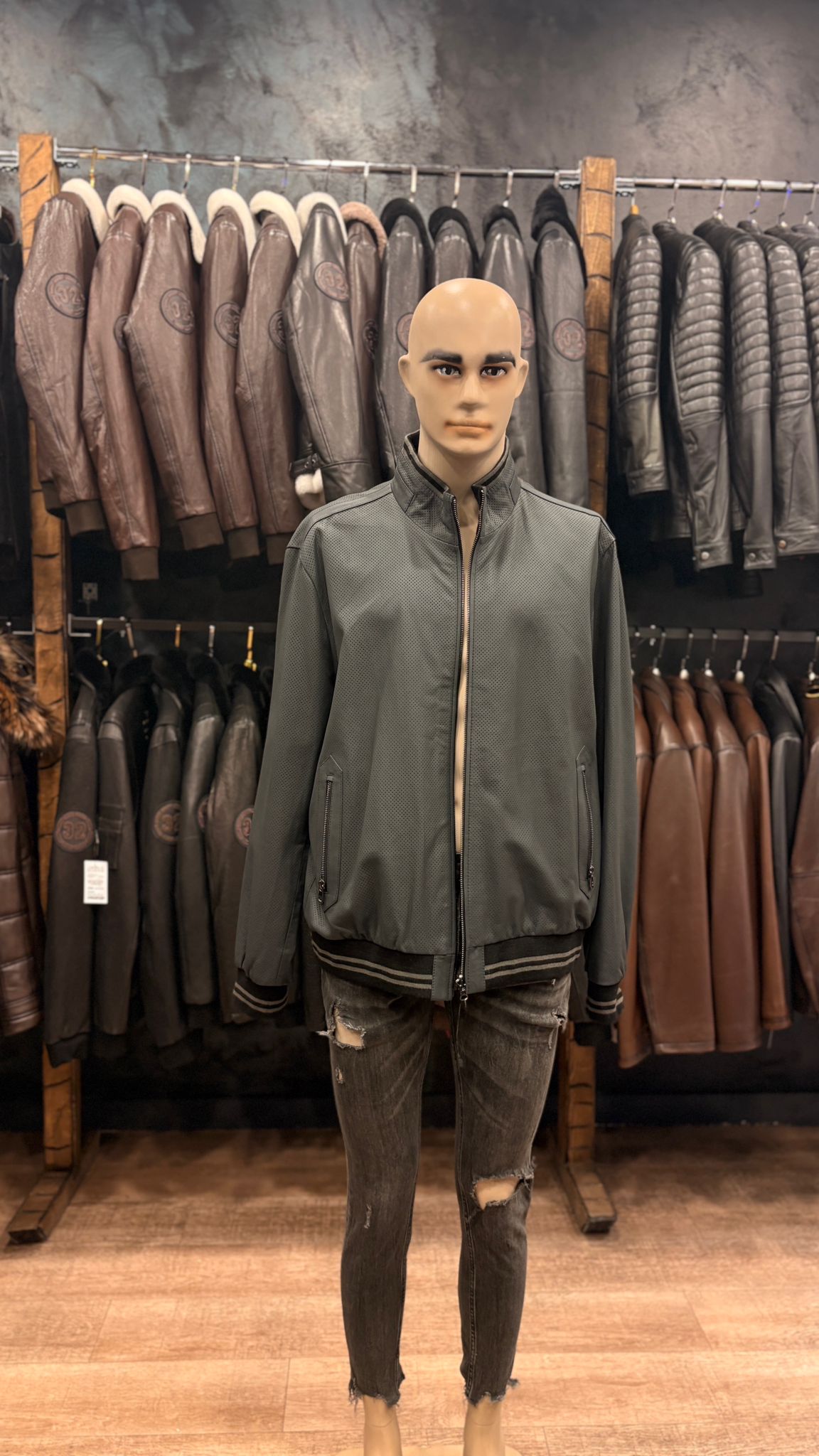 haina din piele naturala cluj